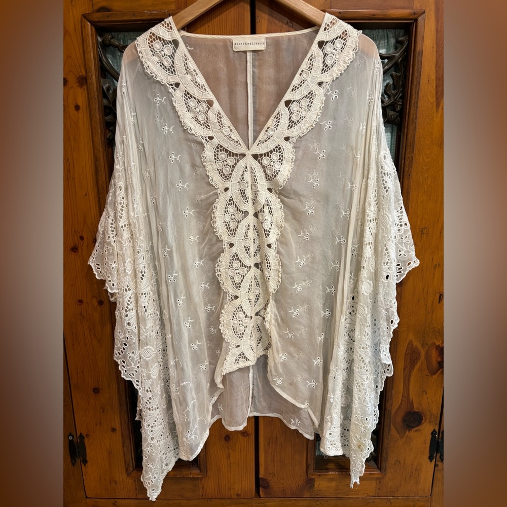 Johnny Was 4 Love and Liberty embroidered blouse